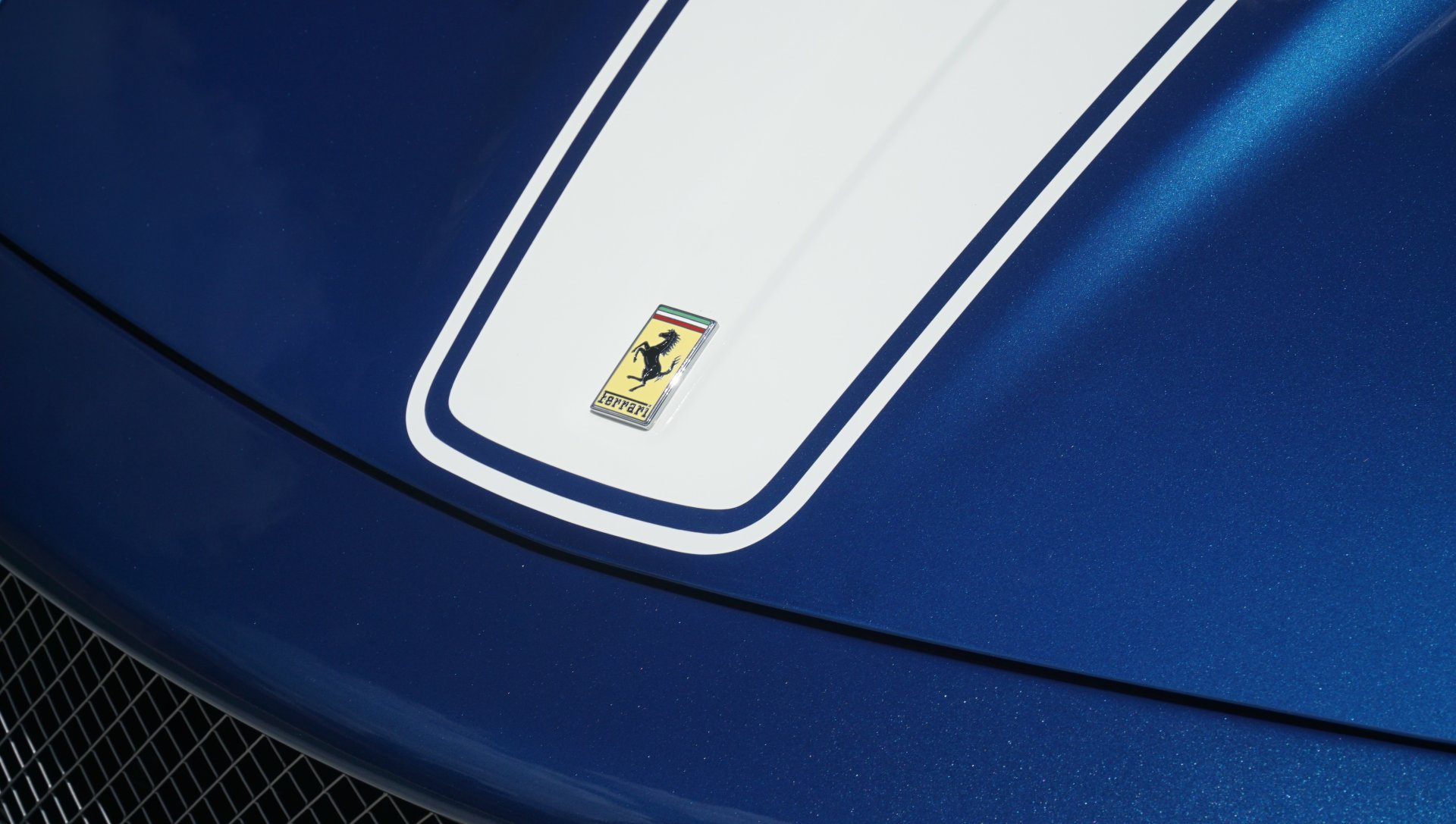 2011 Ferrari 599 GTO in Blu Nart with Bianco Avus livery - for sale at Mecum Auctions