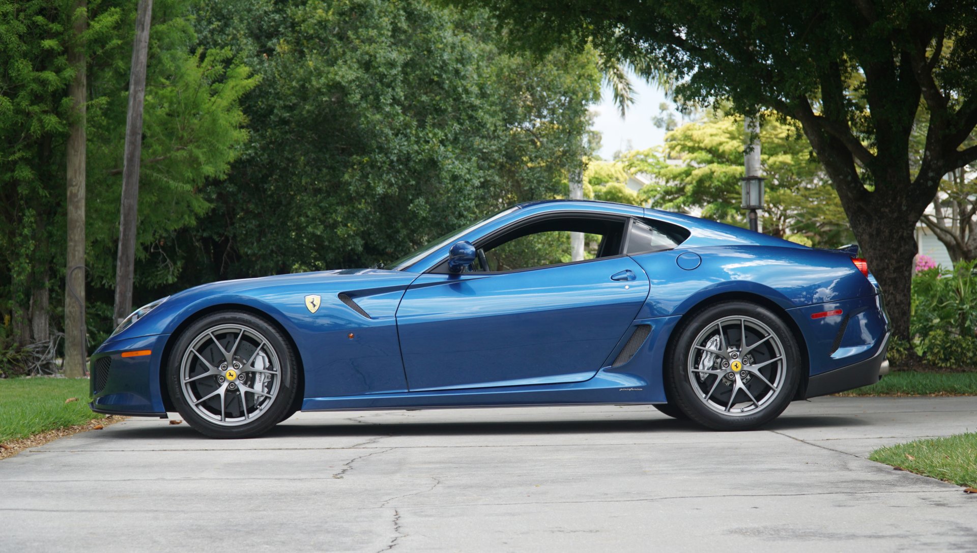 2011 Ferrari 599 GTO side profile - for sale at Mecum Auctions