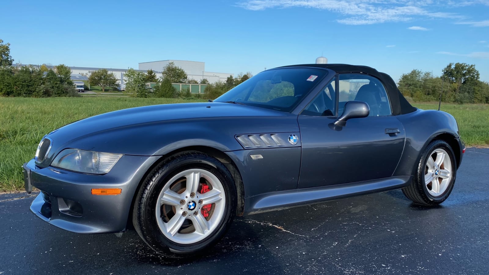 2000 BMW Z3 Roadster at Chicago 2021 as F218.1 - Mecum Auctions
