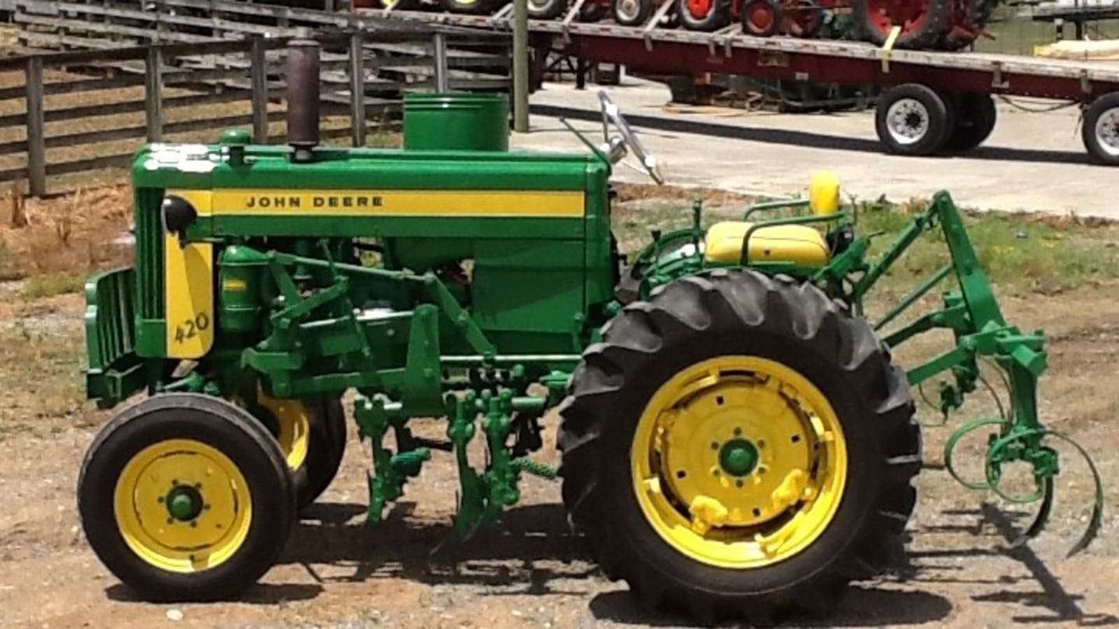 John Deere 420 With Cultivators at Gone Farmin' Nashville 2015 as S20
