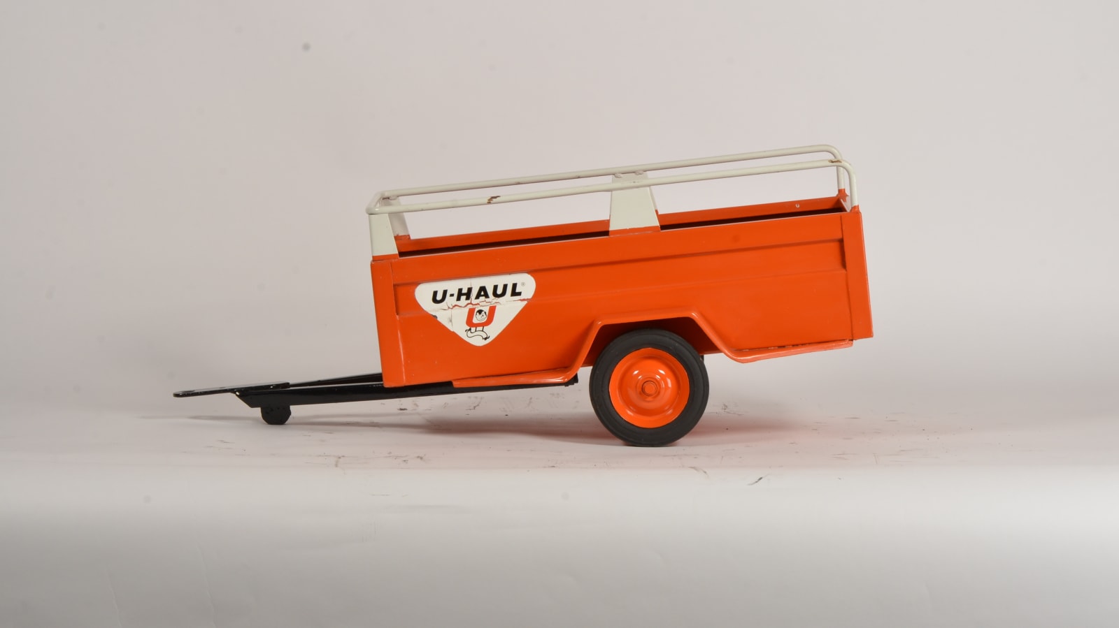 Uhaul Pedal Tractor Wagon at Davenport 2016 as T262 Mecum Auctions