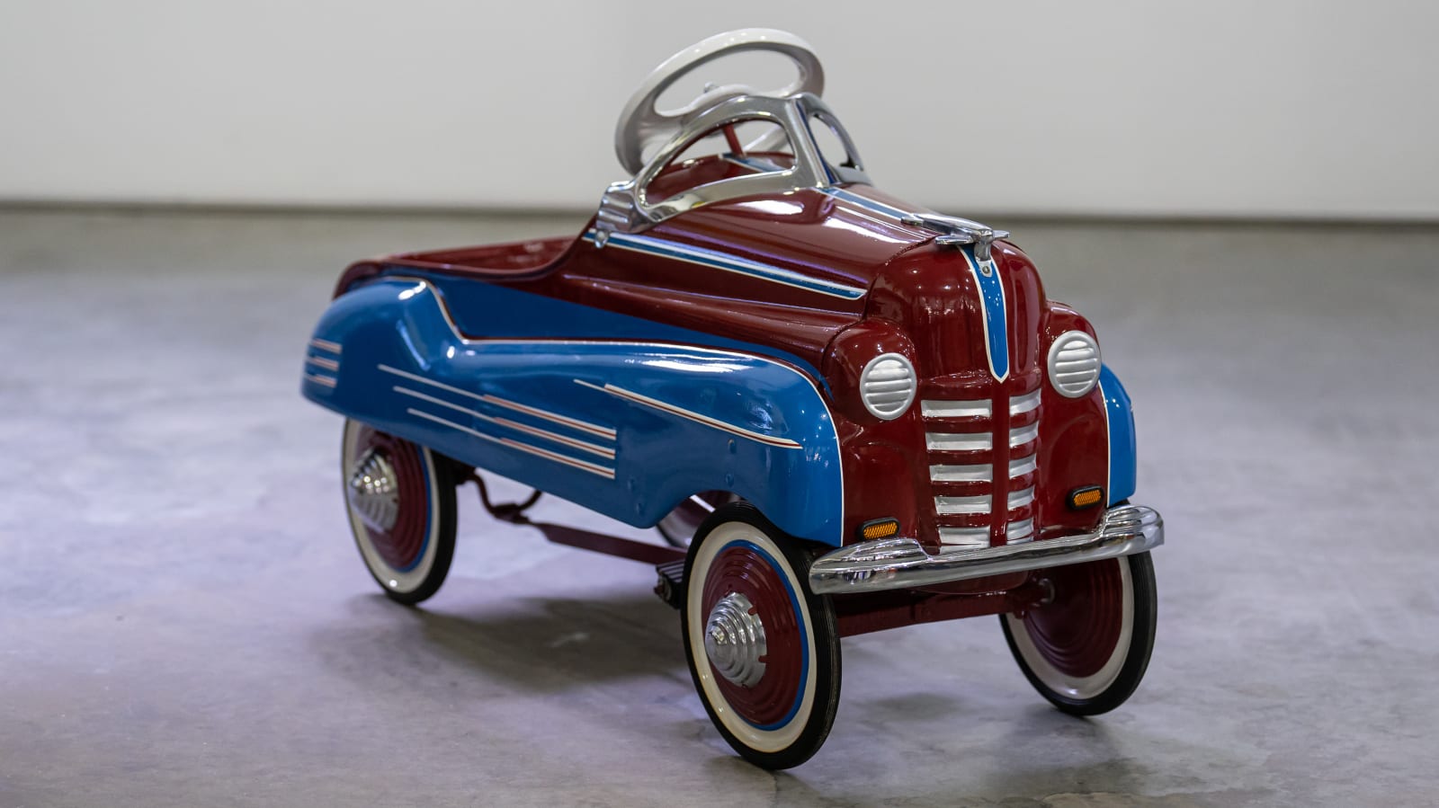 1948 Murray Pedal Car at Indy Road Art 2021 as N162 Mecum Auctions