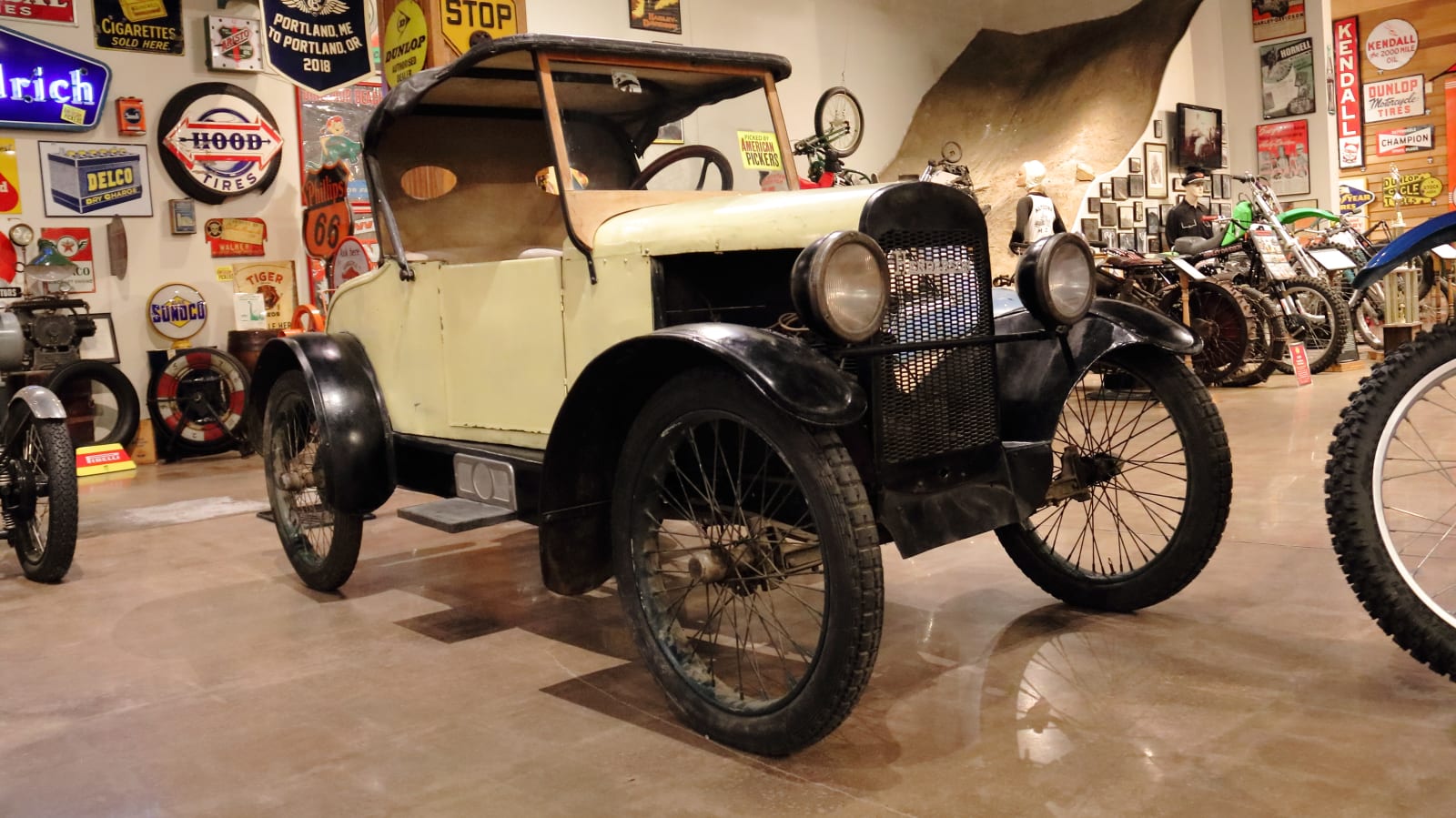 Parham Collection 1923 Henderson Cycle-Car at From the John Parham Estate Collection 2023 ...