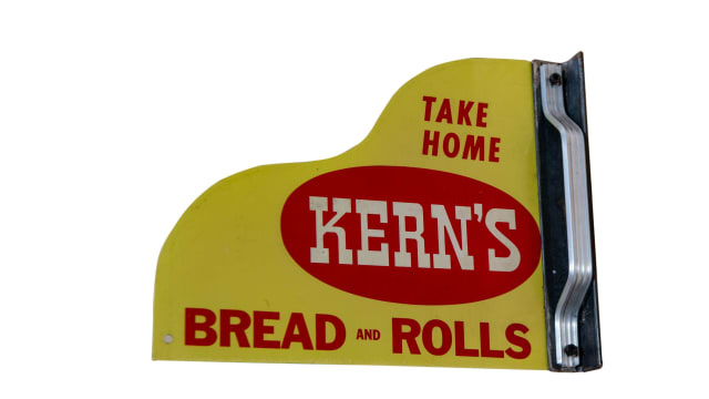 At Auction: Kern's Bread & Rolls Take It Home Thermometer