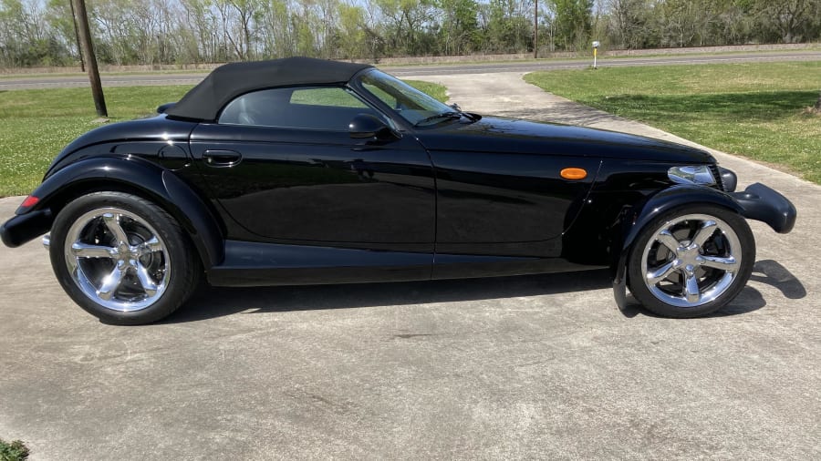 2000 Plymouth Prowler at Houston 2021 as F80 Mecum Auctions