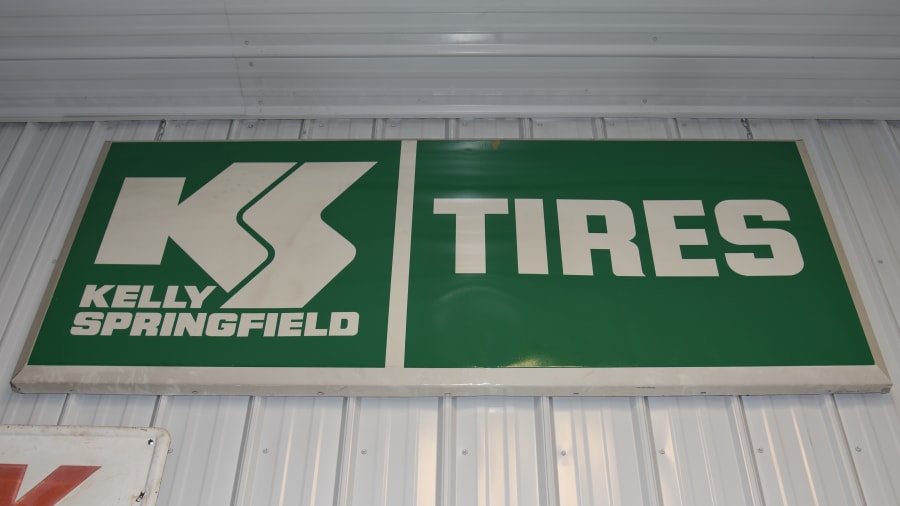 Kelly Tires SST 36x84x4 at Indy Road Art 2018 as B64 Mecum Auctions