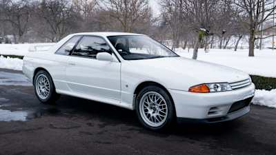 0 Nissan Skyline GT-R V-Spec (R33)