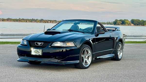 2001 Ford Mustang: market value and price history