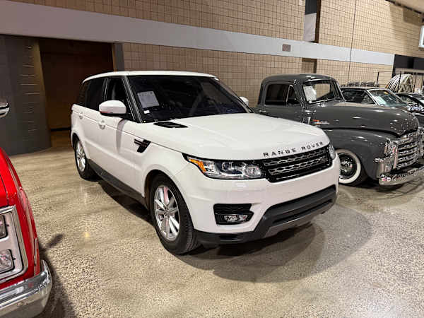 Land Rover Range Rover Sport SE for sale: listings and market values