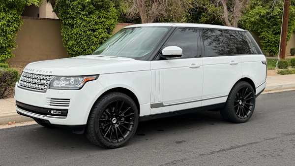 2014 Land Rover Range Rover: market value and price history