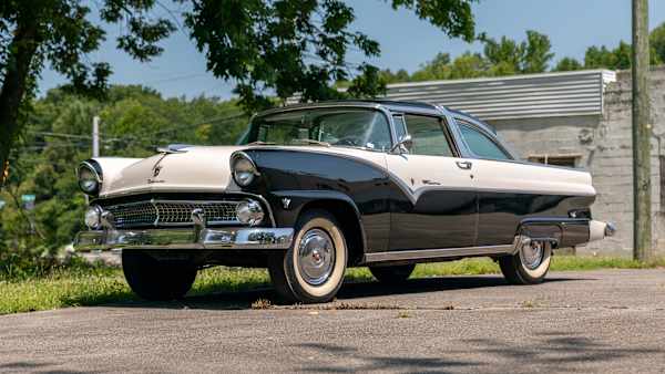 1955 Ford Crown Victoria: market value and price history