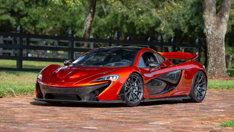 2015 McLaren P1