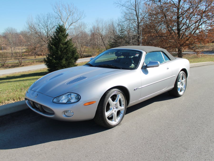 Ягуар XKR 2001