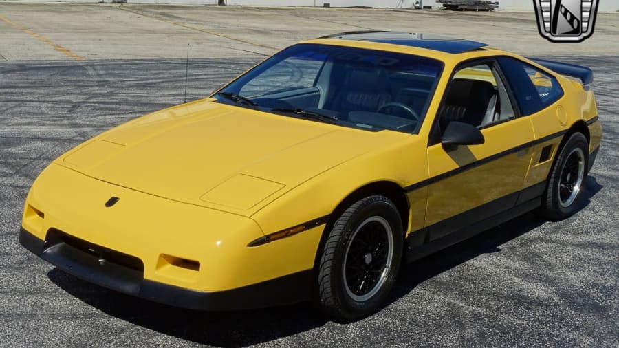 1988 Pontiac Fiero GT at Kissimmee 2023 as E234 Mecum Auctions