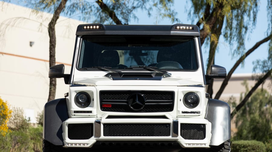 8k-Mile 2014 Mercedes-Benz G63 AMG 6x6 Brabus B63S-700 for sale on BaT  Auctions - closed on December 23, 2021 (Lot #61,868)