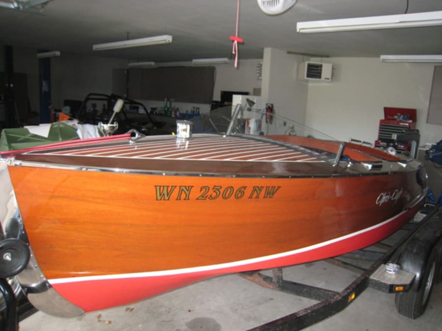 1941 Chris-Craft Deluxe Runabout at Monterey 2012 as F232 - Mecum Auctions