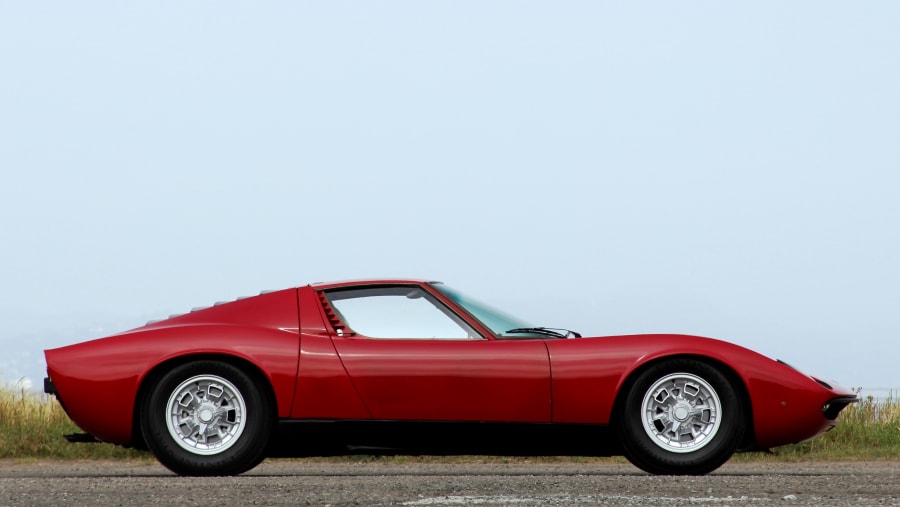 1968 Lamborghini Miura P400 at Monterey 2016 as S77 - Mecum Auctions