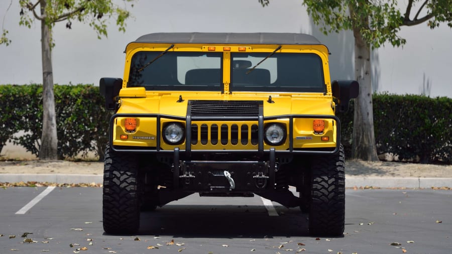 HUMMER H1 1/18 SOFT TOP JAUNE 6,5l turbo diesel PREMIERE EDITION