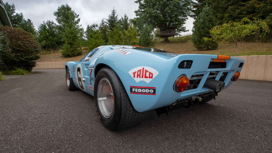 Superformance Rebuilds History With Original Specification 1969 GT40s –  GTPlanet