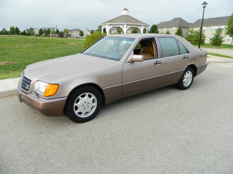 1993 MercedesBenz 400SEL for Sale at Auction Mecum Auctions