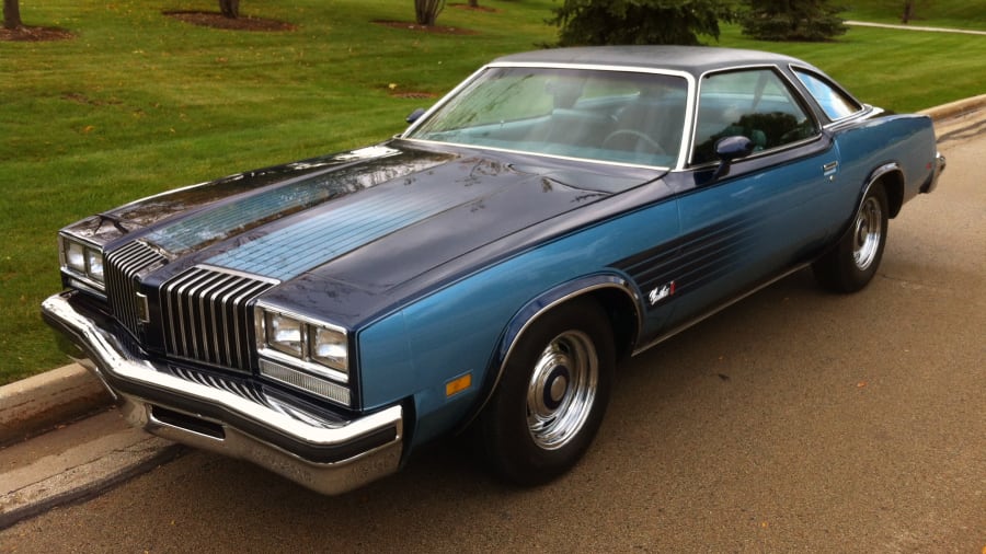 1977 Oldsmobile Cutlass at Chicago 2014 as T24 - Mecum Auctions