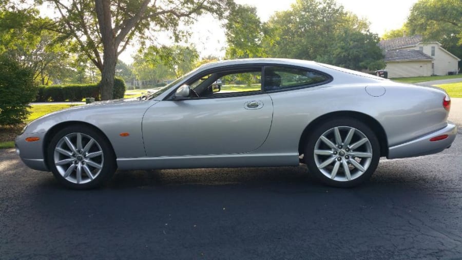 2005 Jaguar XK at Chicago 2017 as T15 - Mecum Auctions