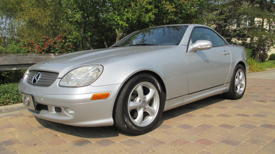 2003 MercedesBenz SLK320 Convertible at Chicago 2022 as T74 Mecum