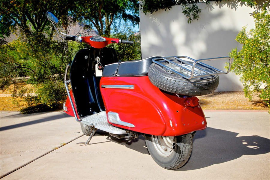 Heinkel Tourist Red Scooter Keyring - Vintage Moto Art Keychain From Germany