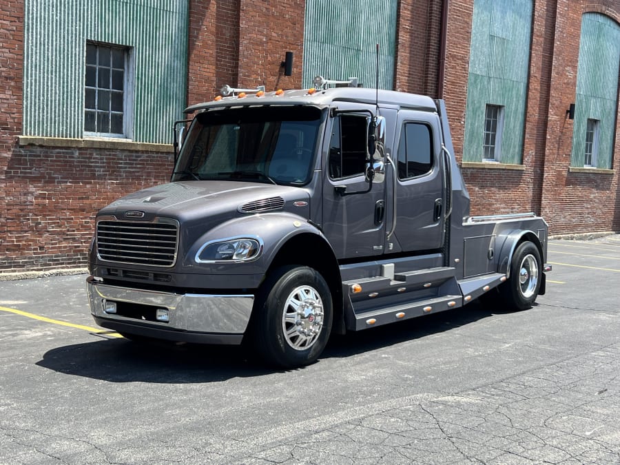 2007 Freightliner SportChassis for Sale at Auction Mecum Auctions