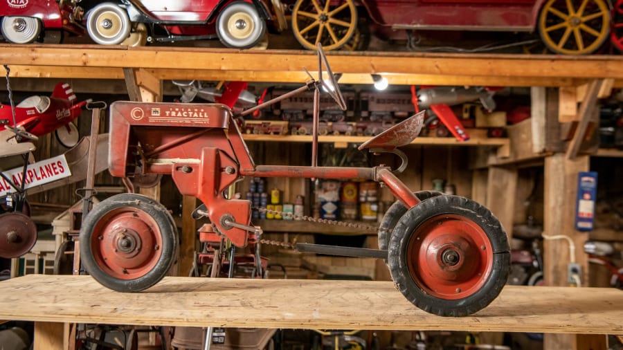Tractall hotsell pedal tractor