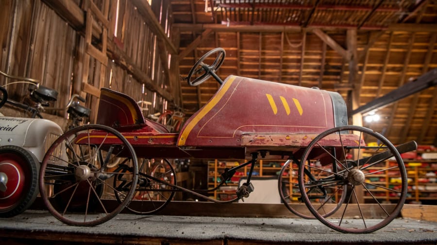 1915 Gendron Roadster Pedal Car at Elmer's Auto & Toy Museum Collection