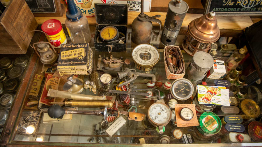 Assorted Memorabilia for Sale at Auction Mecum Auctions