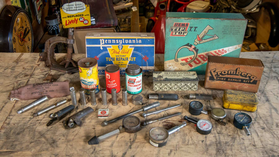 Assorted Memorabilia for Sale at Auction Mecum Auctions