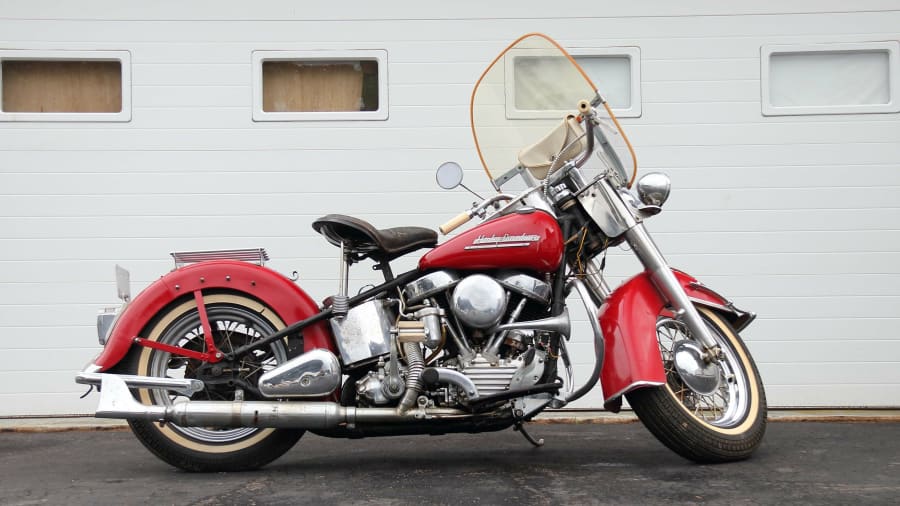 vulkansk bille hundehvalp 1951 Harley-Davidson Panhead at Elmer's Auto & Toy Museum Collection 2022  as S244 - Mecum Auctions