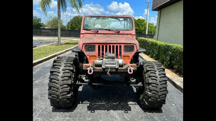 Colgan Custom Vinyl Full Bra for 87-95 Jeep Wrangler YJ