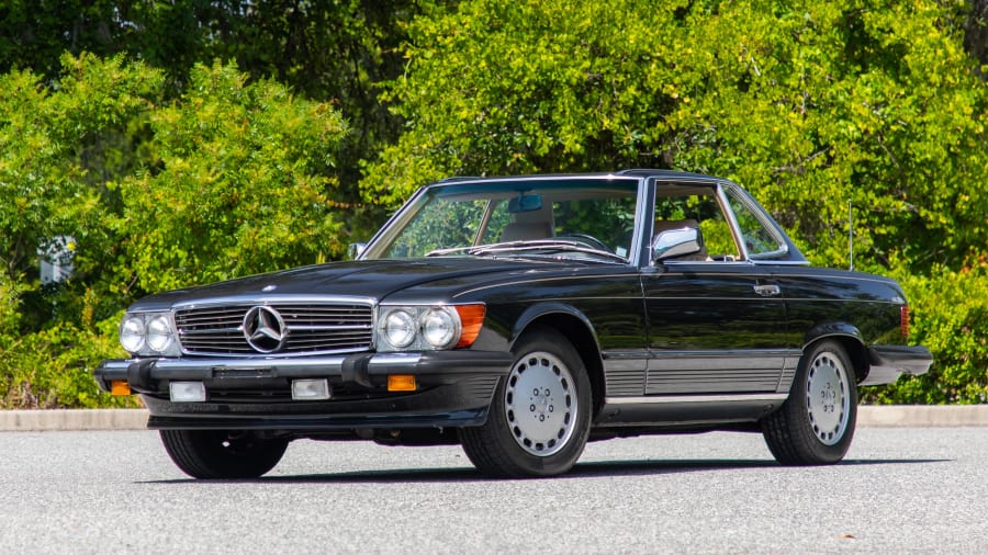 1989 Mercedes-Benz 560SL Convertible at Orlando 2022 as F61.1 - Mecum ...