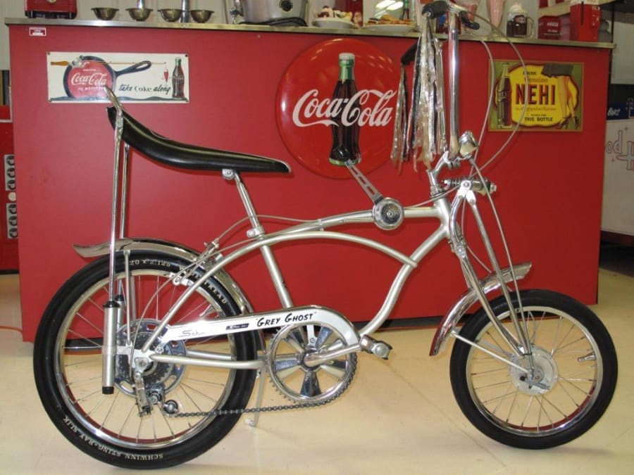 1969 Schwinn Grey Ghost Bicycle at Kissimmee 2013 as M122 - Mecum Auctions