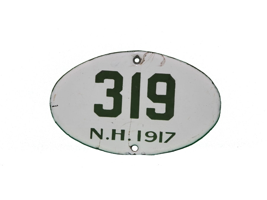 1917 New Hampshire Porcelain License Plate at Kissimmee 2014 as M164