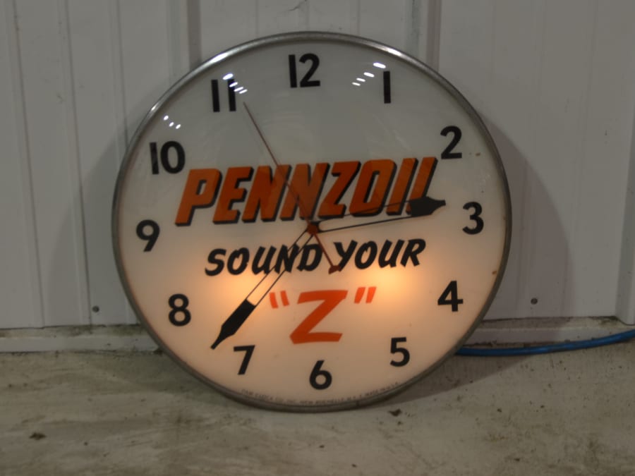 Pennzoil Clock 20in for Sale at Auction Mecum Auctions