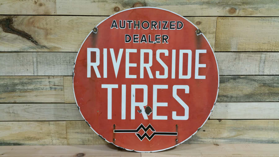 Riverside Tires Authorized Dealer Sign DSP 30 Inch at Kissimmee 2017 as