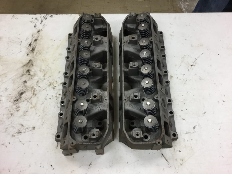 Mopar Cylinder Heads for sale at Kissimmee 2017 as P99 Mecum Auctions