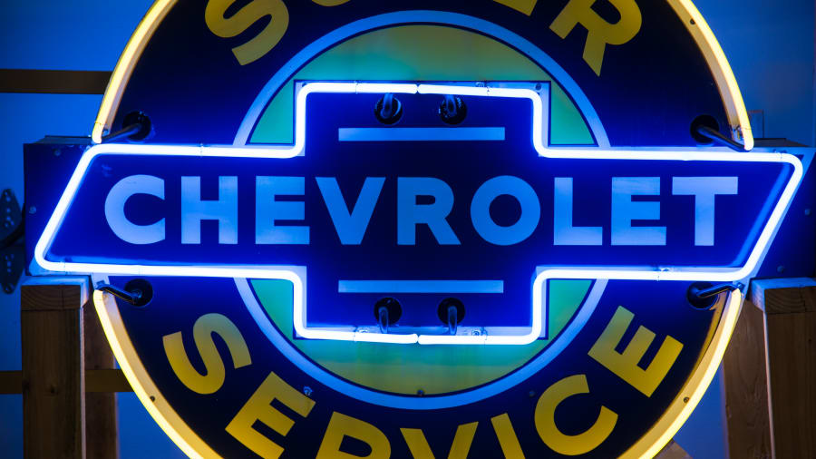 Chevrolet Dealership Super Service Neon Sign DSPN 49x41.5x17 Chevrolet Dealership Super Service Neon Sign DSPN 49x41.5x17