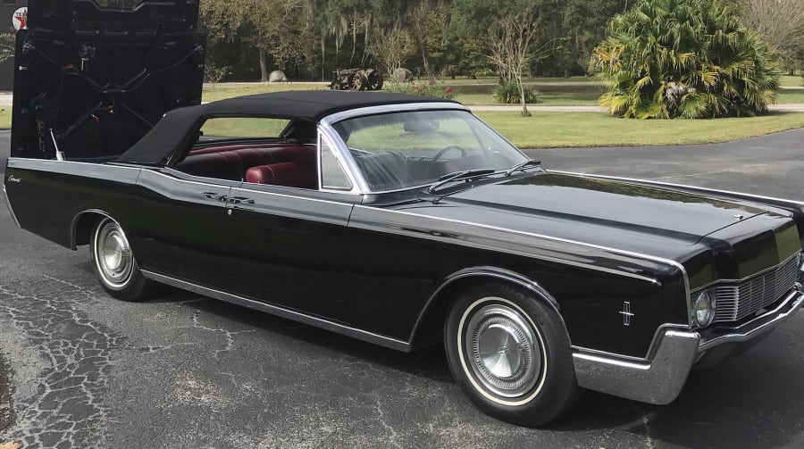 1967-lincoln-continental-convertible-for-sale-at-auction-mecum-auctions