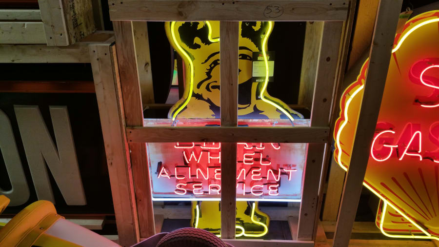 Bear Alignment Neon Sign SSTEN 53x36 at Kissimmee 2017 as M53.1 Mecum