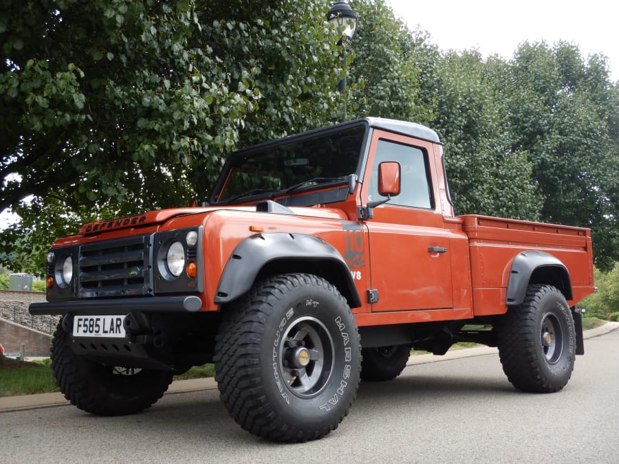 defender 110 truck