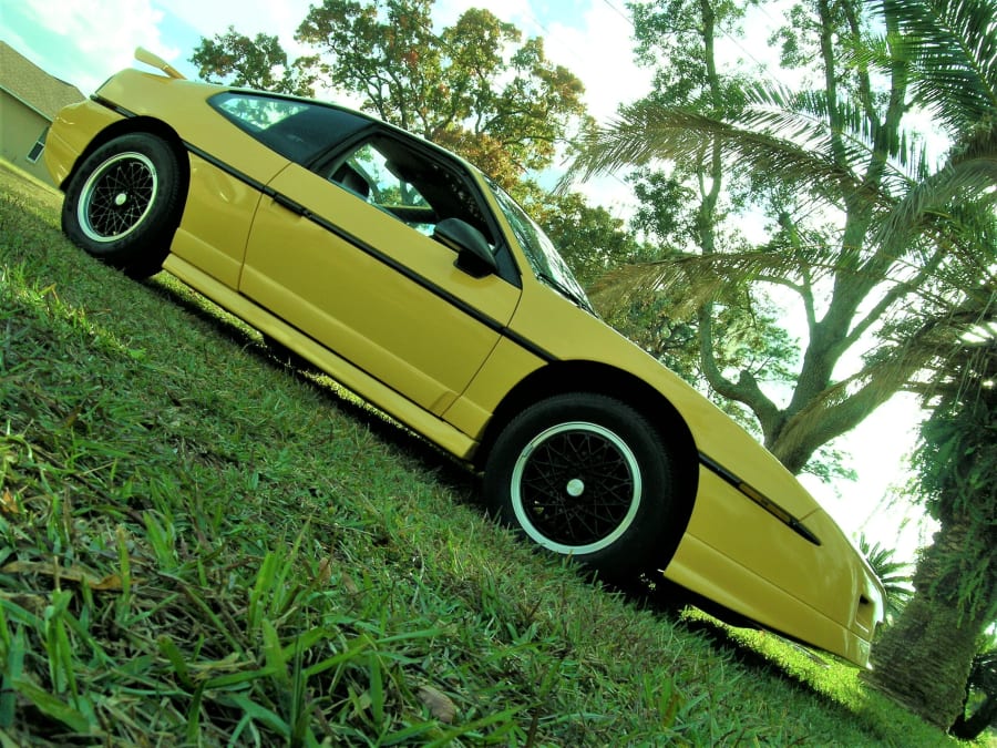 Final Year 1988 Pontiac Fiero GT Mecum Florida Auction Bound