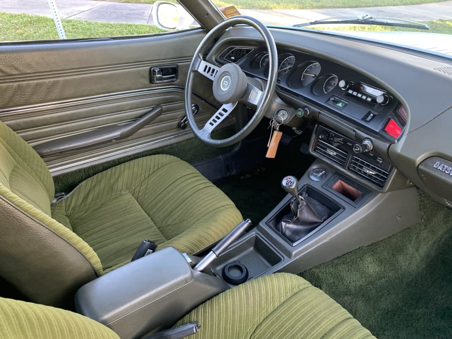 1977 Datsun 200sx Interior