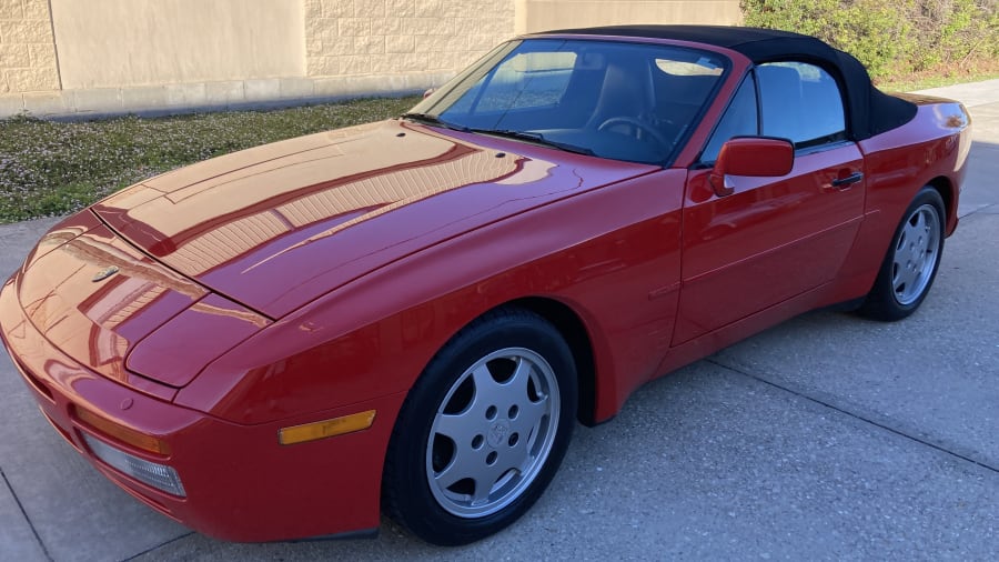 1990 Porsche 944 S2 Cabriolet image 1