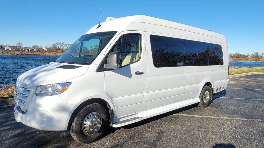 2019 Mercedes-Benz Sprinter 3500 Van for Sale at Auction - Mecum Auctions