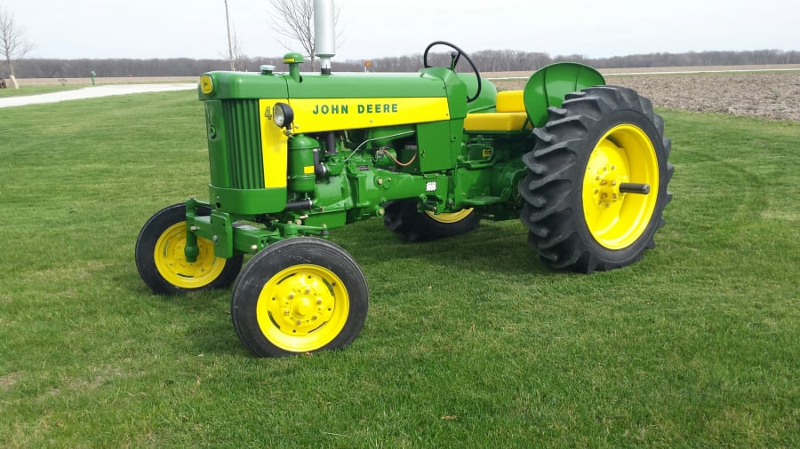John Deere 430 at Gone Farmin' Tractor Spring Classic 2016 as F30